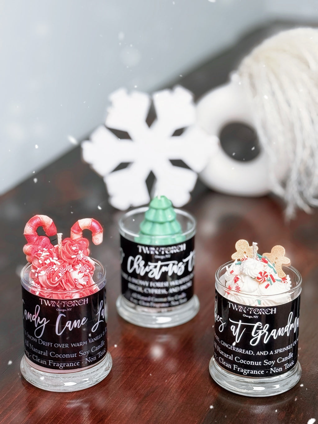 O Christmas Tree - 8 oz Candle