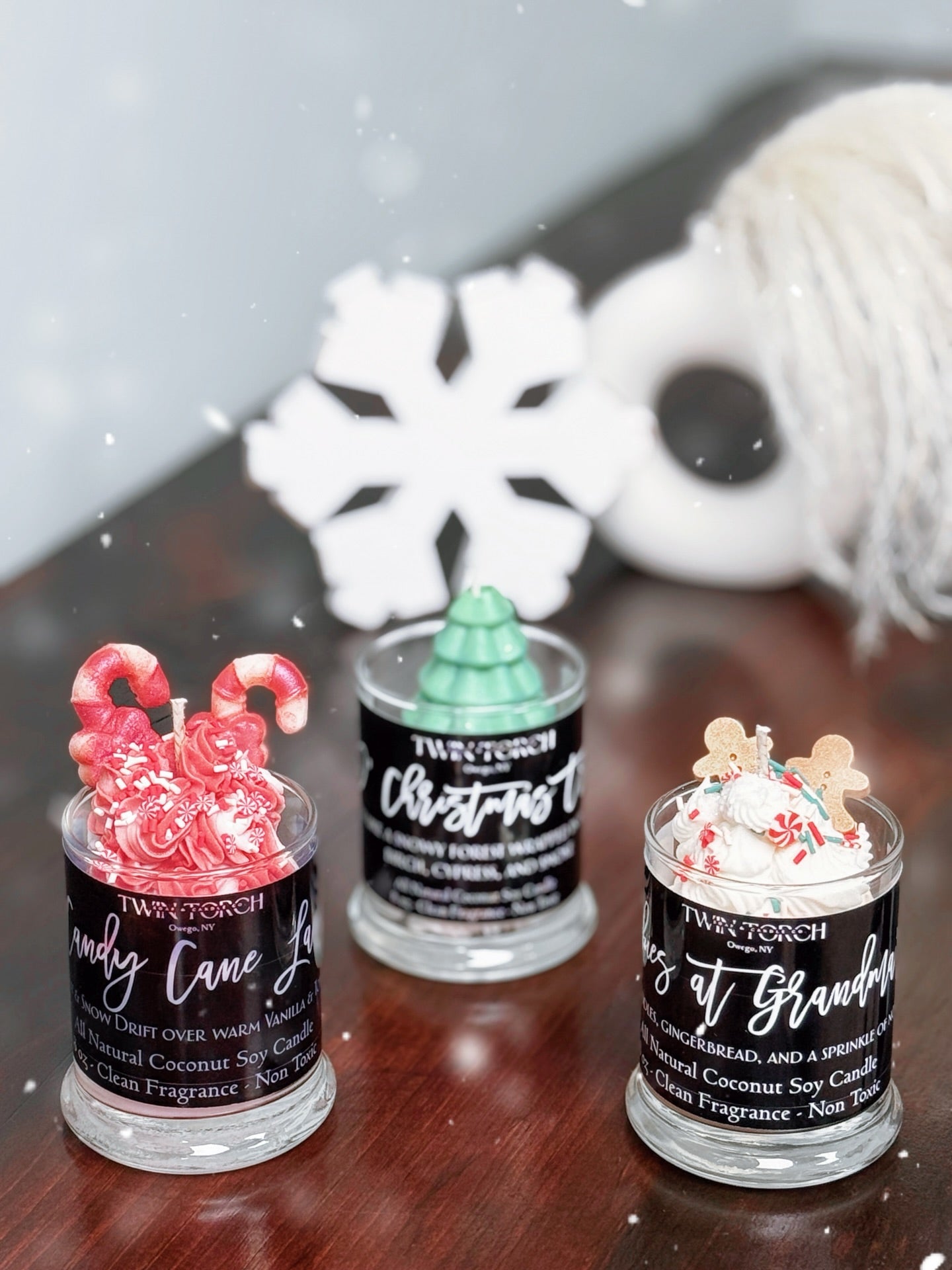 O Christmas Tree - 8 oz Candle